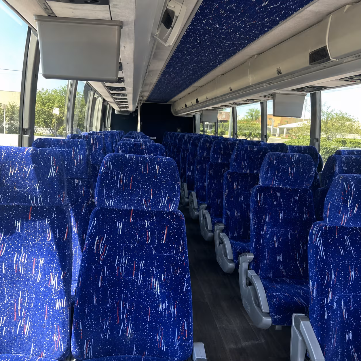 charter buses for riverside concerts and festival events