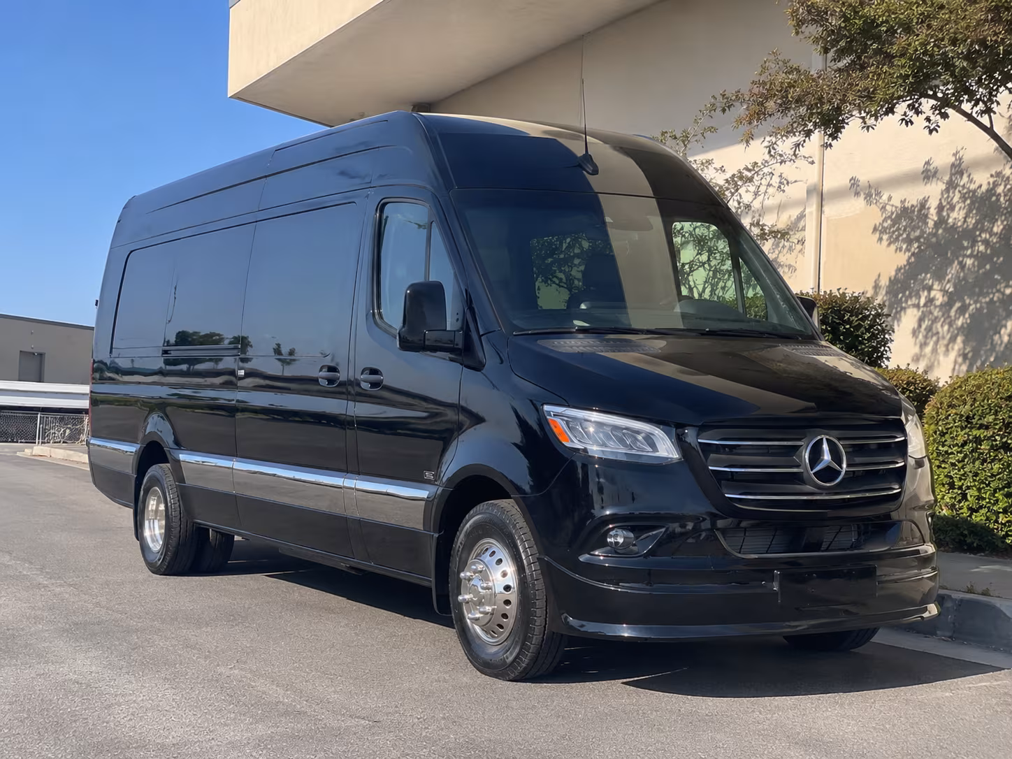 Riverside Corporate Event Transportation